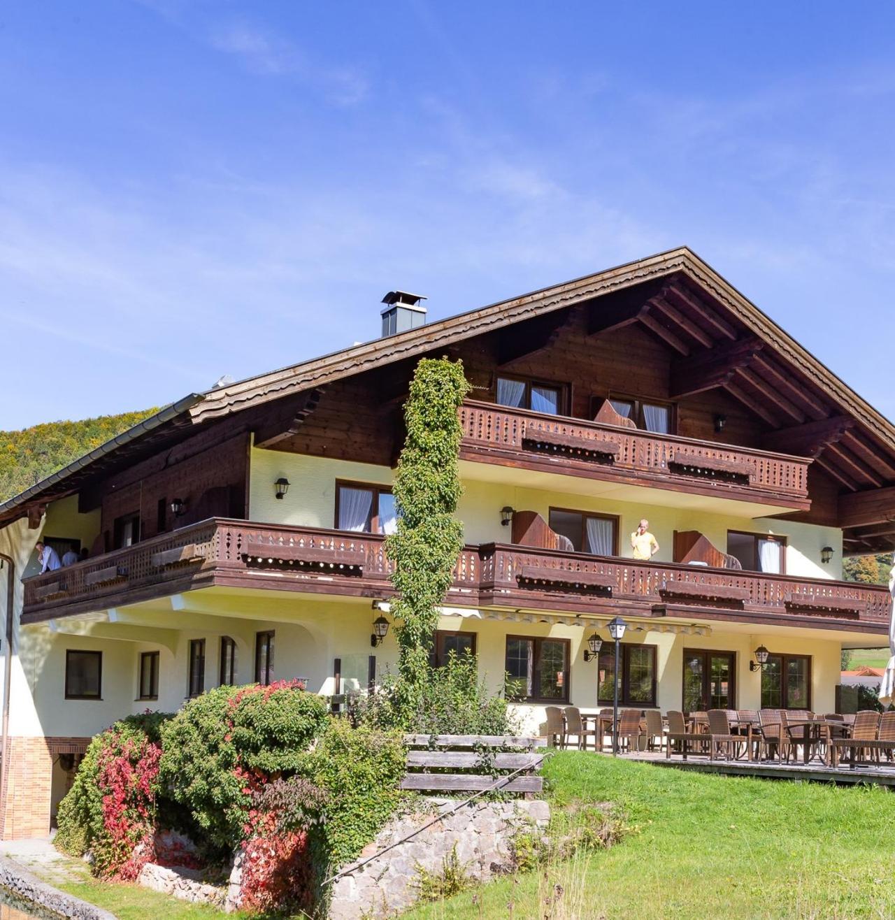 Deva Hotel-Restaurant Fischerwirt Inklusive Chiemgau Card Руполдинг Екстериор снимка